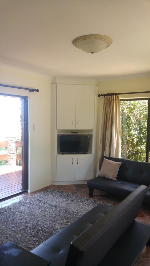 Ocean Tides Villa Kini Bay Buitenkant foto